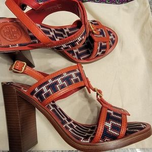 Tory Burch Logo Emblem Heels Platform